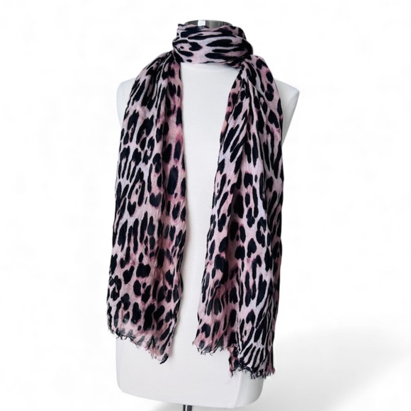 Vintage Leopard Print Scarf in Pink and Black - Picture 11 of 11